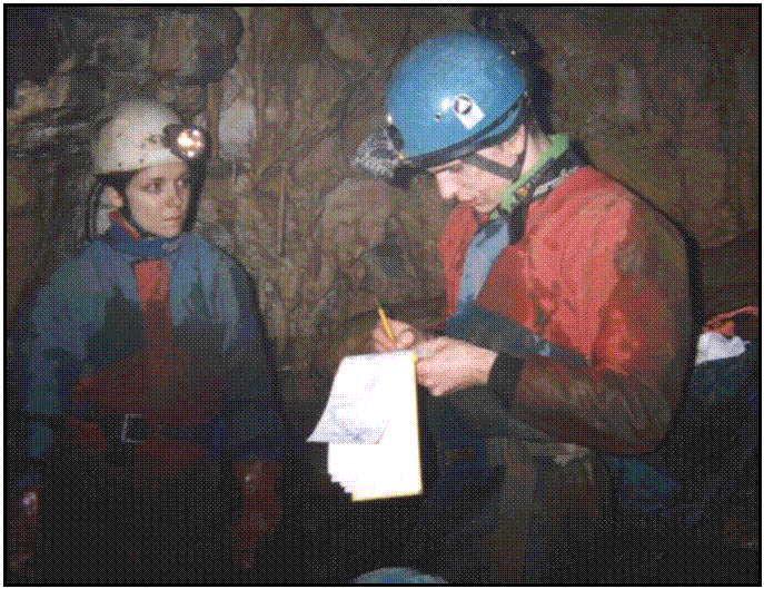 Example of fixed point photography for cave conservation