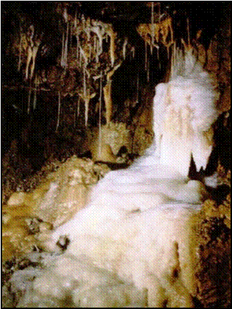 Decorations inside Golden Chamber